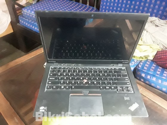 Lenovo ThinkPad X1 Carbon